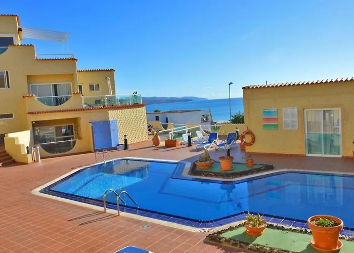 Charmantes In Mit Terrasse Und Gemeinsamem Pool By Interhome * Costa Calma