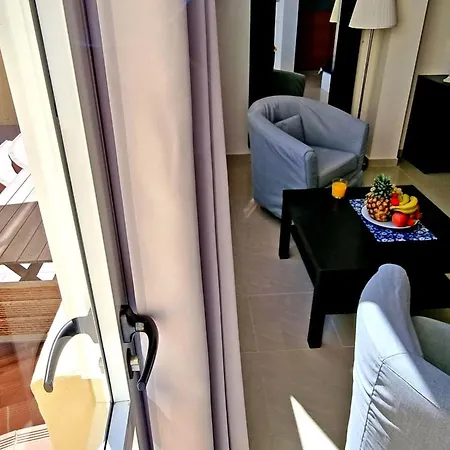 Charmantes In Mit Terrasse Und Gemeinsamem Pool By Interhome